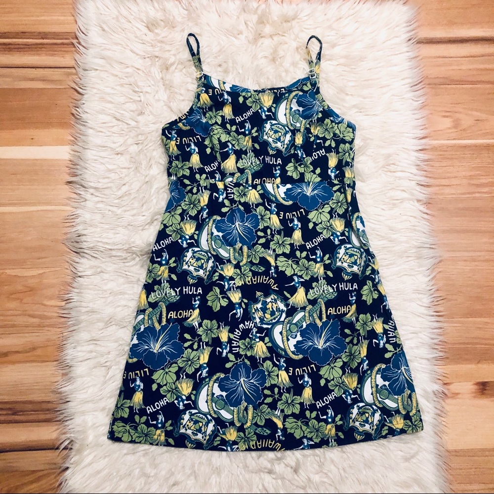 Hilo Hattie Aloha Floral Dress